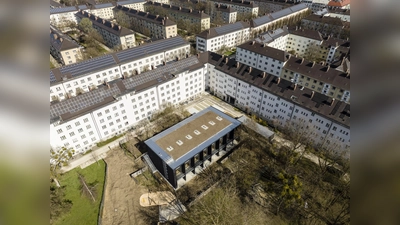 Im Innenhof wurde das neue, niedrigere Haus gebaut. (Foto: Thilo Härdtlein)