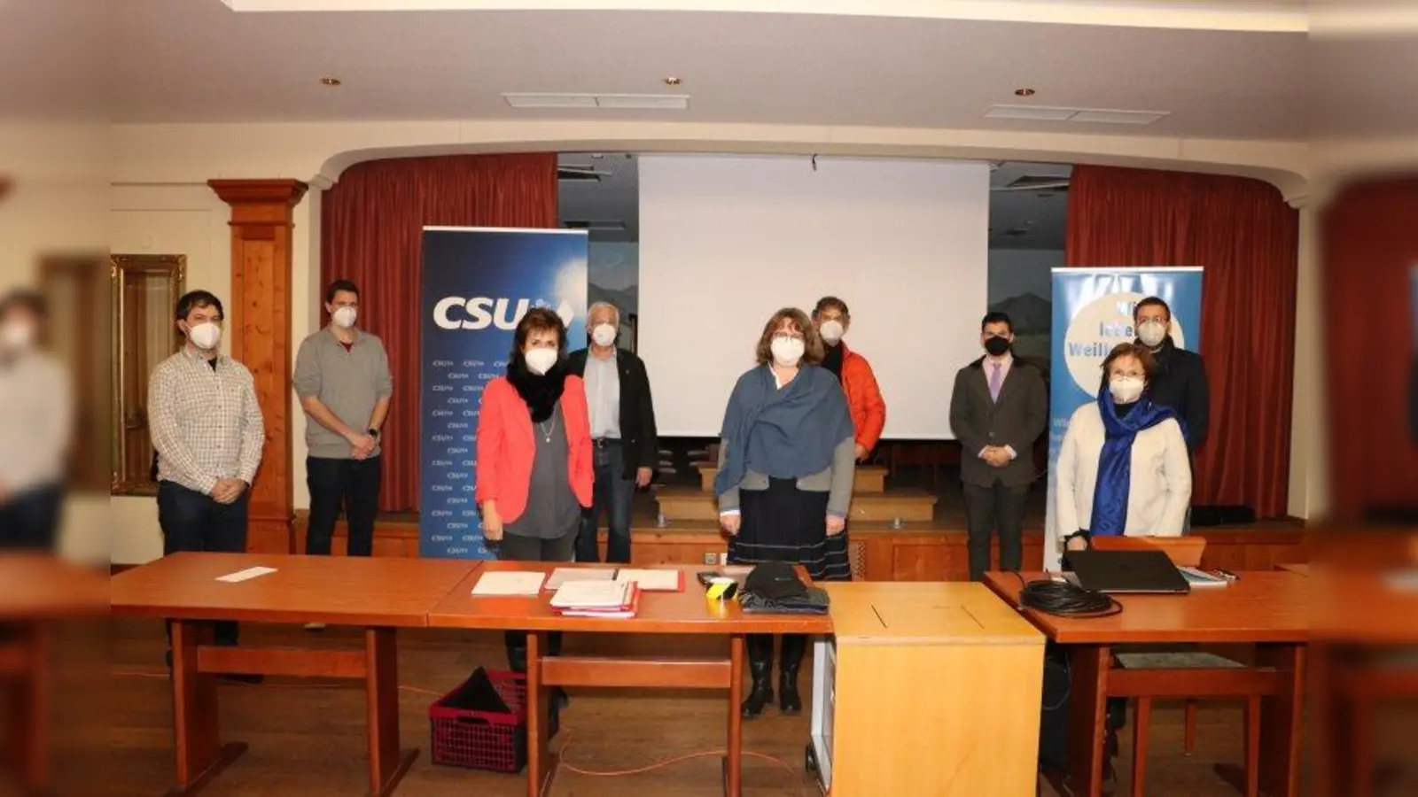 Der neue Vorstand der CSU Weilheim (von links): <br>Pirmin Mohr, Luis Schwarzenbrunner, Angelika Flock, Frank Dittmann, Susanne Schmalhofer, Manfred Pongratz, Xaver Winter, Marion Lunz-Schmieder und Florian Kling. (Foto: Josef Schmidt)