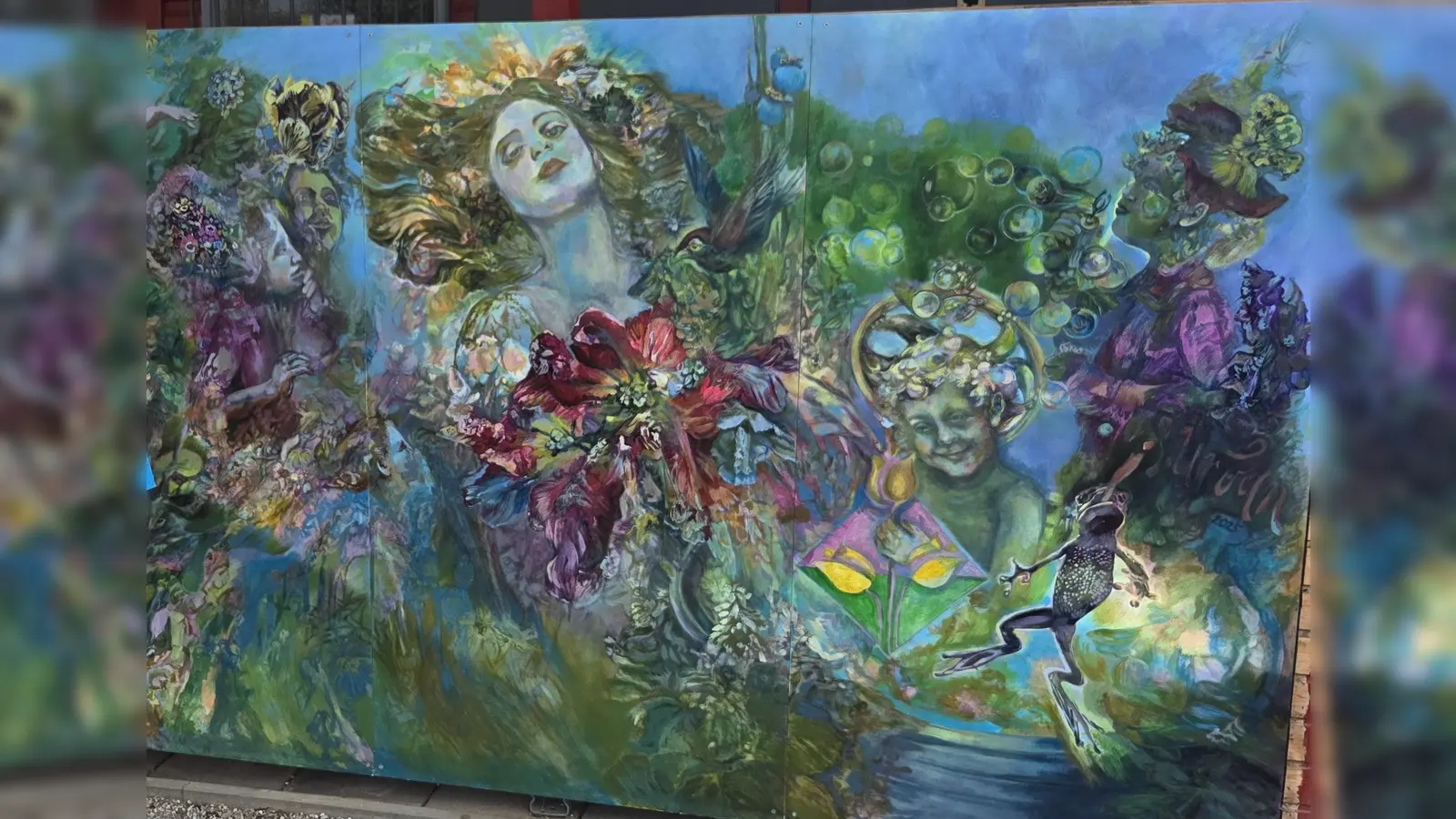 Die Münchner Künstlerin S. Urban hat die römische Göttin des Frühlings als Symbolfigur der Erneuerung in Szene gesetzt. (Foto: Kleingartenverein SW 82 e.V.)