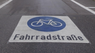 Ein Laimer Bürger regt an, die seitlichen Fahrbahnen in der Landsberger Straße zu Fahrradstraßen umzuwidmen. (Foto: Beatrix Köber)