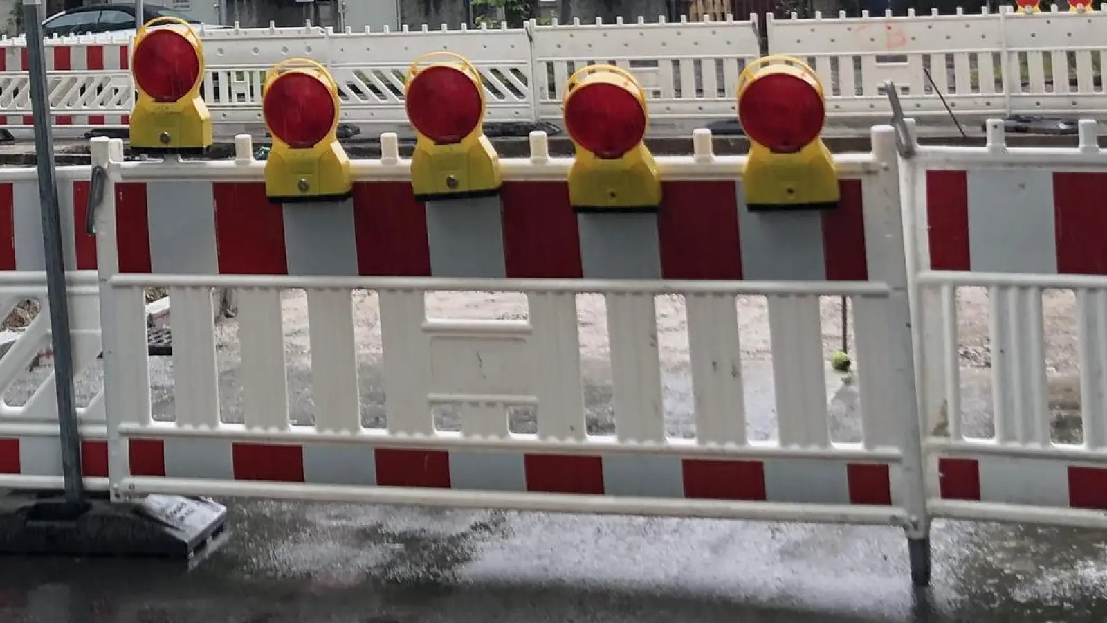 Rund um die Kreuzhofbrücken geht von heute abend an und morgen nichts mehr. (Foto: hw)