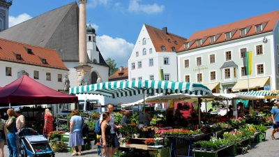 Der Freisinger Wochenmarkt kehrt am Mittwoch, 28. Januar an seinen historischen Standort zurück. (Foto: Stadt Freising)