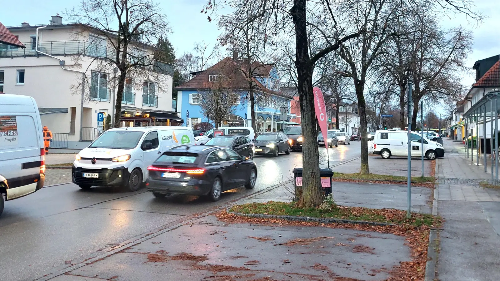 Wenn die Leibstraße umgestaltet wird, soll der Verkehr beruhigt und die Aufenthaltsqualität erhöht werden. (Foto: bas)