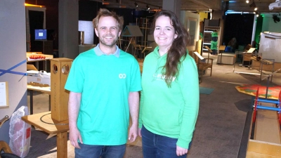 Die beiden „curiocity”-Geschäftsführer Kim Ludwig-Petsch (Physiker) und Annika Strömmer (Softwareingenieurin). (Foto: bro)