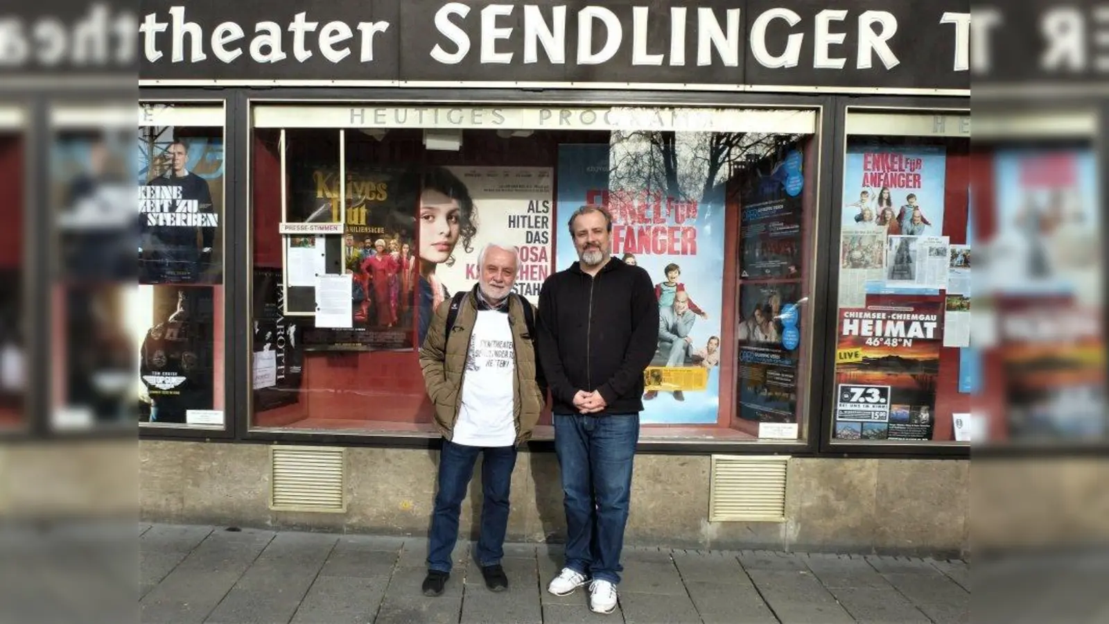 Herbert Flammensbeck (links) und Christoph Preßmer vorm Kino am Sendlinger Tor (Foto: kp)