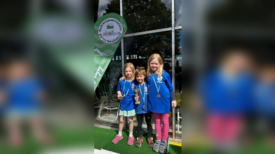 Erfolgreicher Nachwuchs: Marie Ostendarp, Friedrich Seemann und Katharina.  (Foto: SSG Neptun)