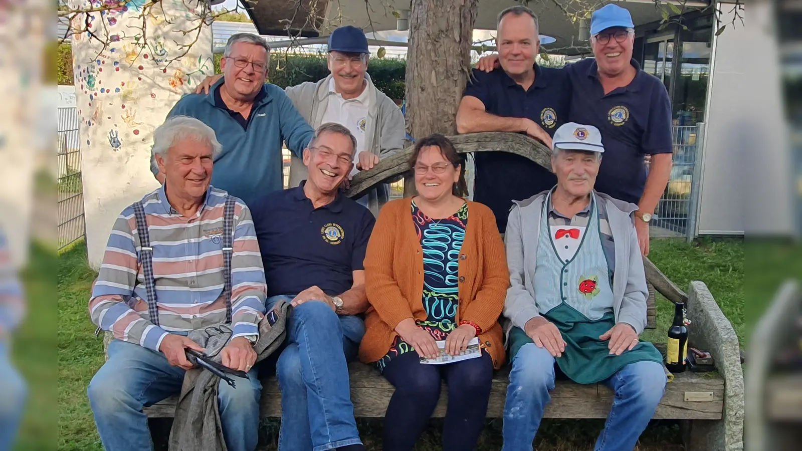 Der Lions Club Aschheim Tassilo III. veranstaltete unlängst wieder sein Grillfest für die Bewohner der Lebenshilfe Putzbrunn. (Foto: Lionsclub Aschheim)
