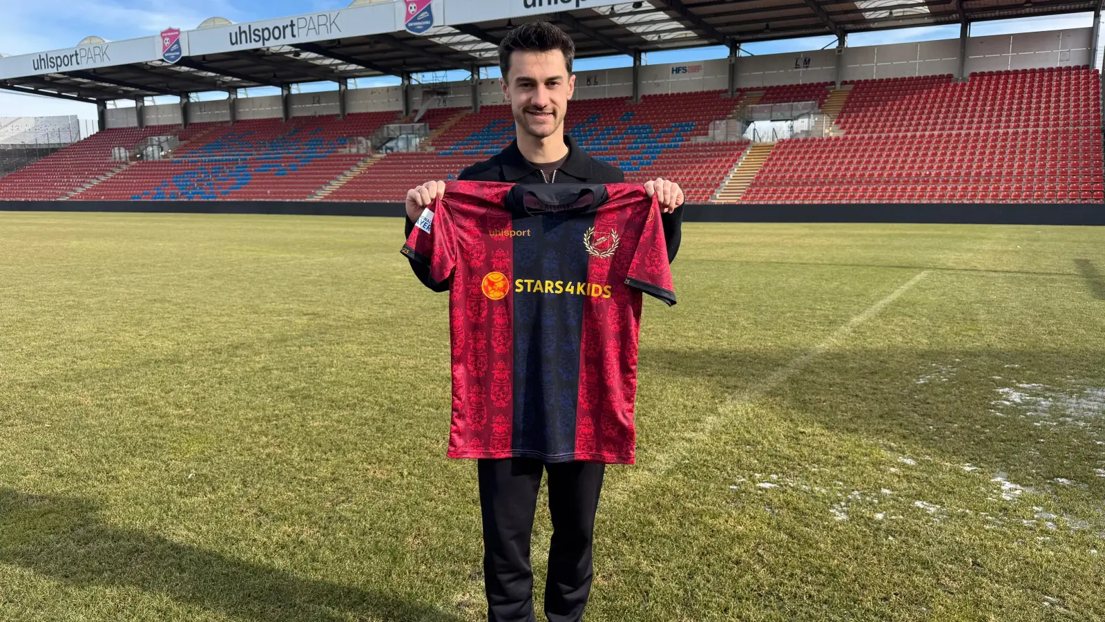 Zurück im Sportpark: Nach zweieinhalb Jahren wird Christoph Ehlich, ein Aufstiegsheld von 2023, wieder für die SpVgg Unterhaching auflaufen. (Foto: SpVgg Unterhaching)