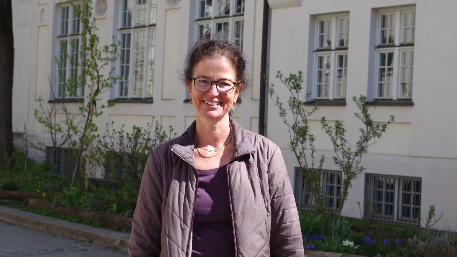 Heike Stark ist seit 2016 Rektorin der Grundschule in der Guldeinstraße, die heuer ihr 125. Bestehen begeht. (Foto: kö)