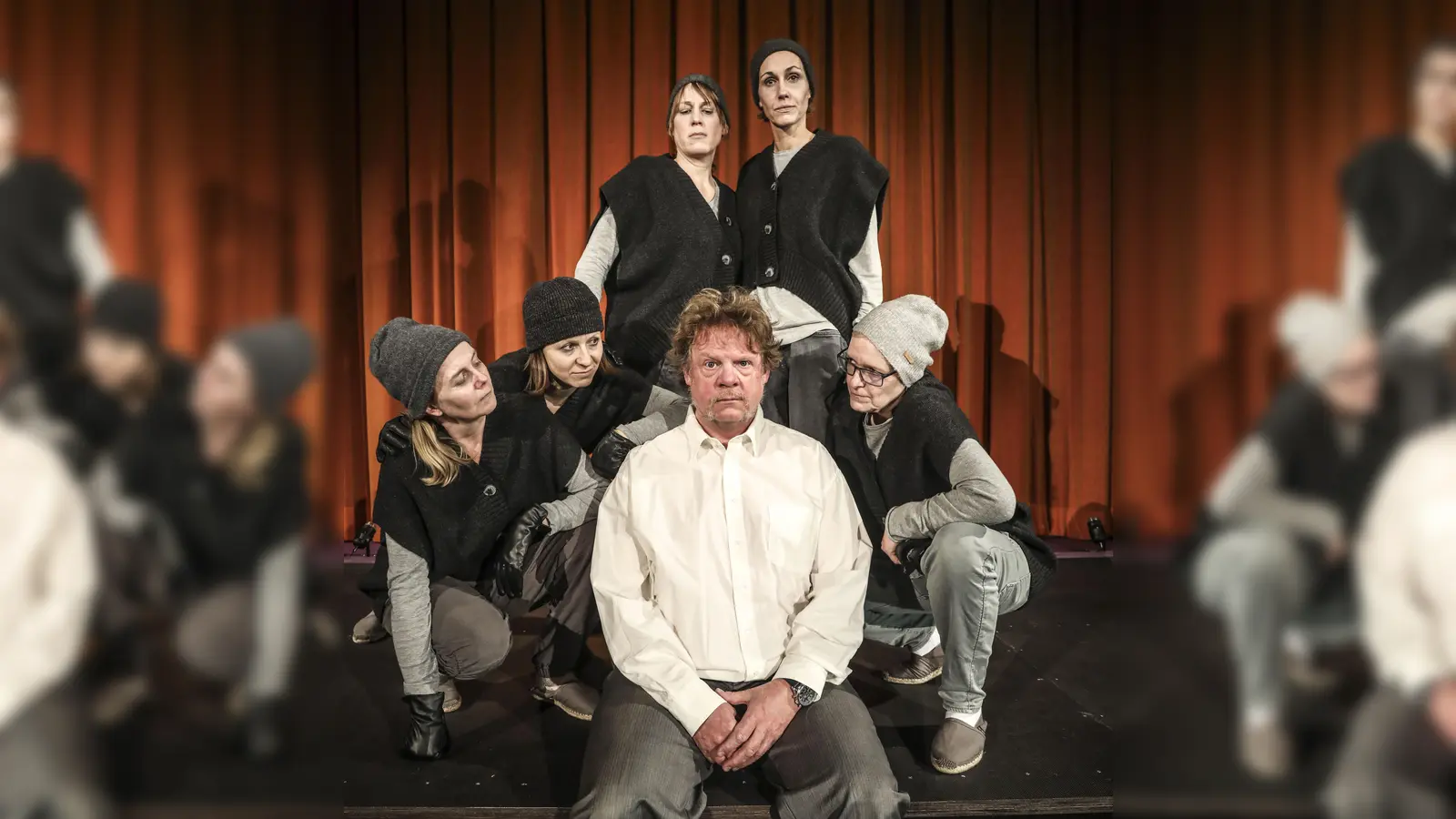 Die Freie Theatergruppe Tragaudion e.V. bringt Franz Kafkas „Der Process” auf die Bühne. (Foto: Georg Grieshaber)