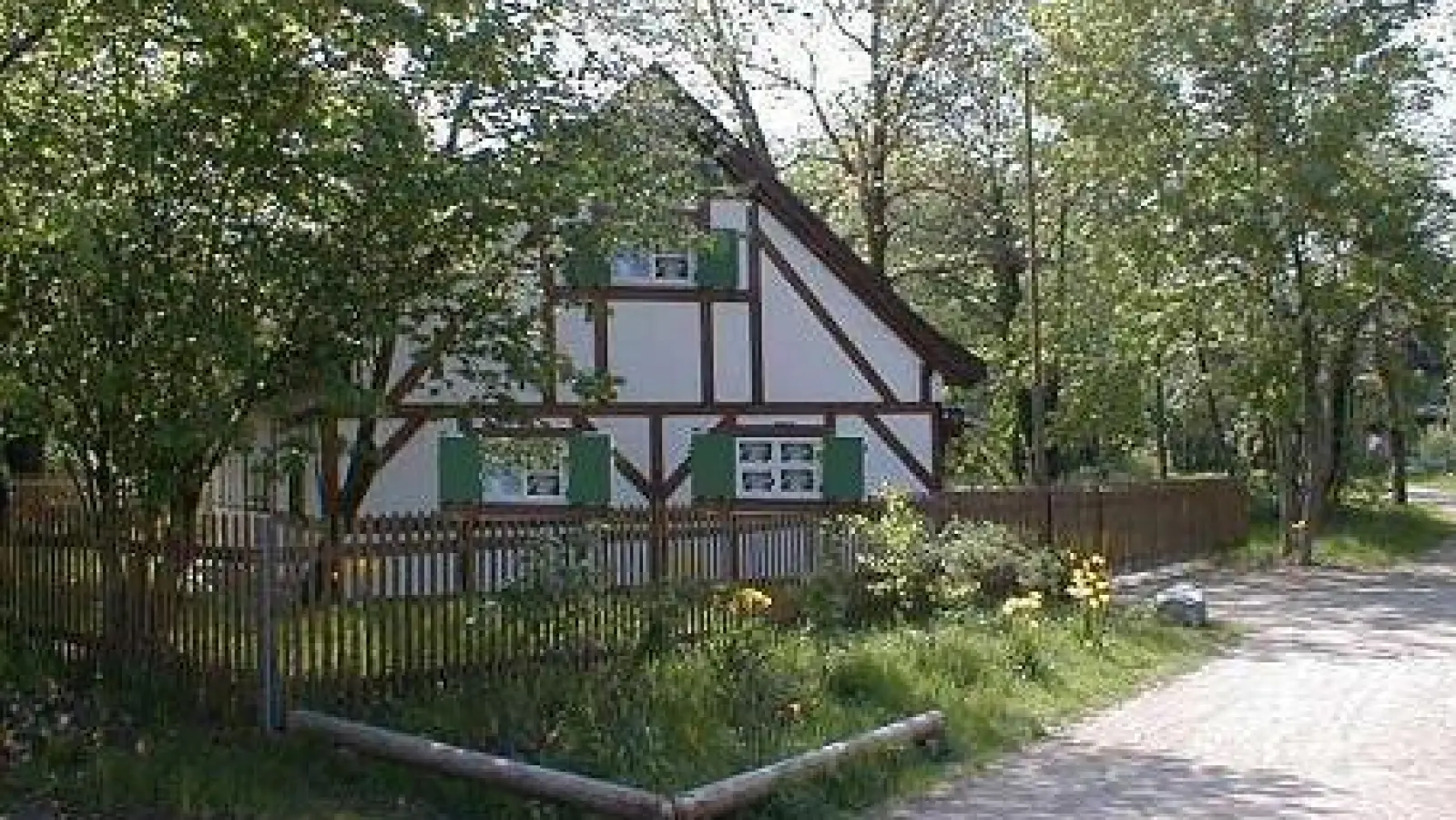 Das Carlhäusl ist eines der ältesten erhaltenen Gebäude von Obermenzing.  (Foto: Trachtenverein Menzing)