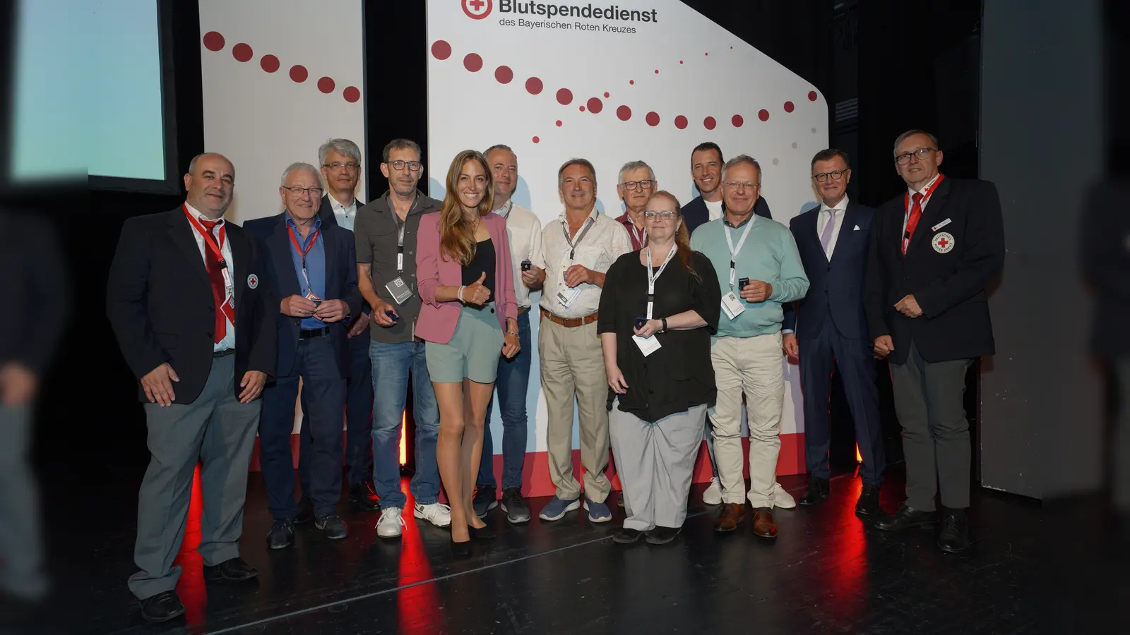 Wurden vom Blutspendedienst der BRK geehrt: Karsten Seliger, Franz Xaver Widmann, Thomas Heuer, Herbert Schwendl und Helmut Andreas Kronthaler. (Foto: BSD)