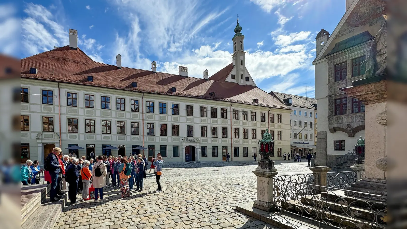 Die Führungen sind bei Alt und Jung gleichermaßen beliebt. (Foto: Sabina Kirchmaier/Stadt Freising)