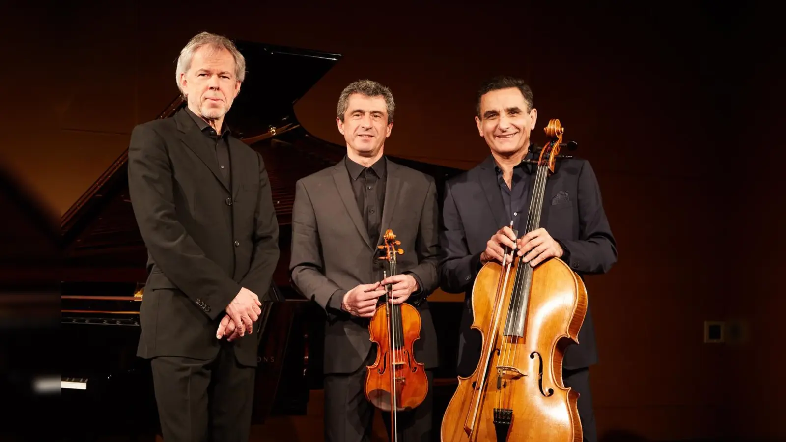 Bereits 1985 gründeten Michael Hauber, Eckhard Fischer und Mario De Secondi ihr Klaviertrio. (Foto: Dirk Roth)