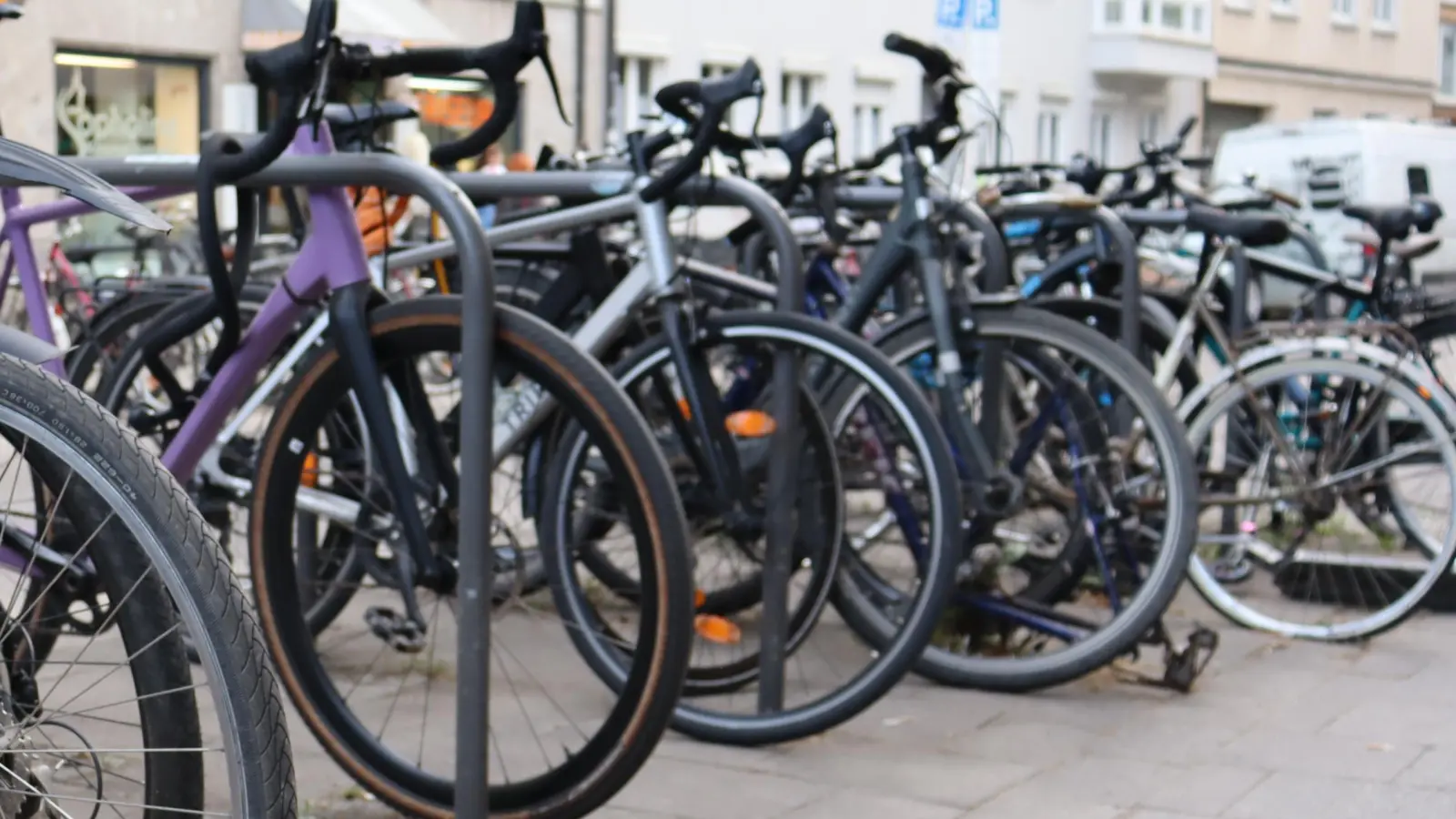 Reifen, Licht und Bremsen – das Mobilitätsreferat der Stadt lädt wieder zur Fahrradüberprüfung ein uns sorgt damit für mehr Sicherheit. Die Teilnahme ist kostenfrei. (Foto: mha)