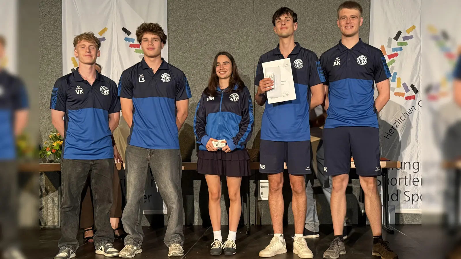 Die erfolgreichen U18-Faustballer des TSV Unterpfaffenhofen-Germering. (Foto: pst)