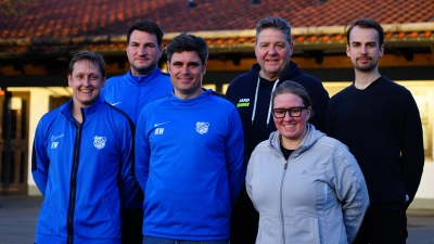 Wollen den Verein stärken (von links): 2. Vorstand Felix Schneider, Abteilungsleiter Fußball Sebastian Vodermayer, 1. Vorstand Martin Winn, Jugendleiter Peter Lüngen, Schriftführerin Simone Markt und Kassier Leander Römer. (Foto: SVSB)
