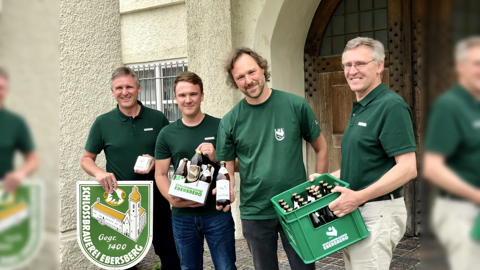 Die "Macher" des Ebersberger Bieres (von links): Martin Otter, Franz Otter, Sebastian Otter und Gerd Otter.  (Foto: Tanja Gronde)