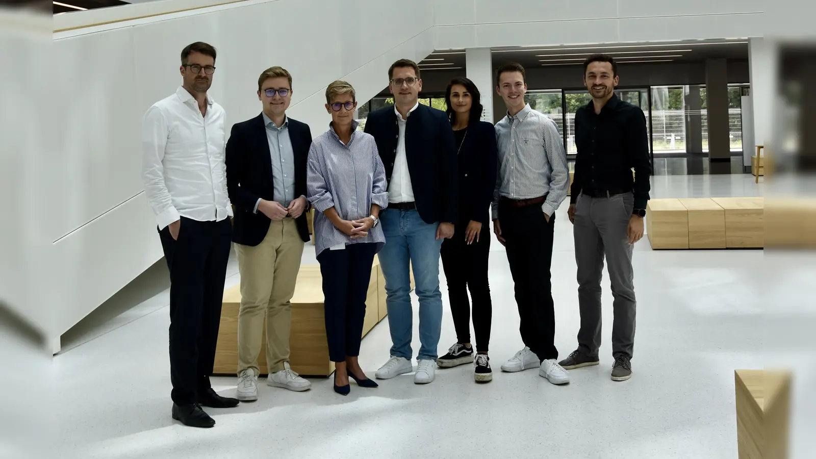 Die Junge Union Weilheim-Schongau machte sich ein persönliches Bild vom Unternehmen. (Foto: JU Weilheim)