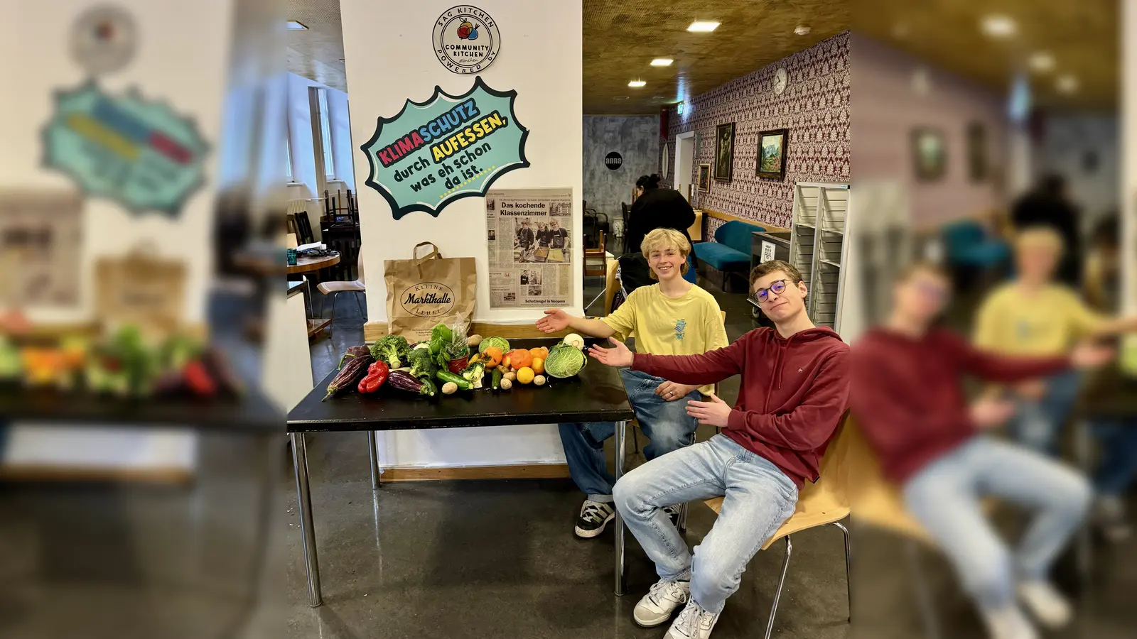 Das Kochen mit vor dem Wegwerfen „geretteten” Lebensmitteln bietet neben dem Lerneffekt und einem leckeren Essen auch noch Vorteile für Umwelt und Klima.  (Foto: Community Kitchen)