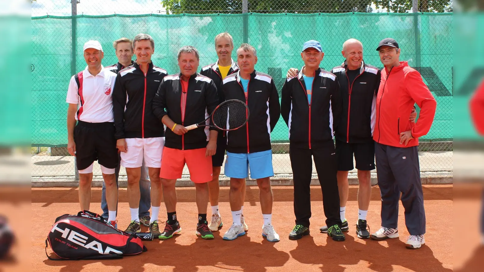 Die Herren 50 des TSV Feldkirchen blicken trotz einiger Spielerabgänge optimistisch in die neue Saison. (Foto: Verein)