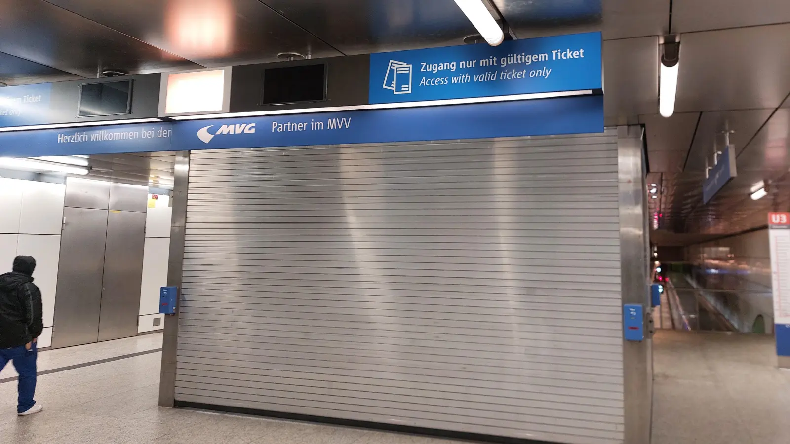 „Heute geschlossen” heißt es auch in Moosach: Die U-Bahn wird in München am 2. Februar voraussichtlich gar nicht fahren. (Foto: dm)