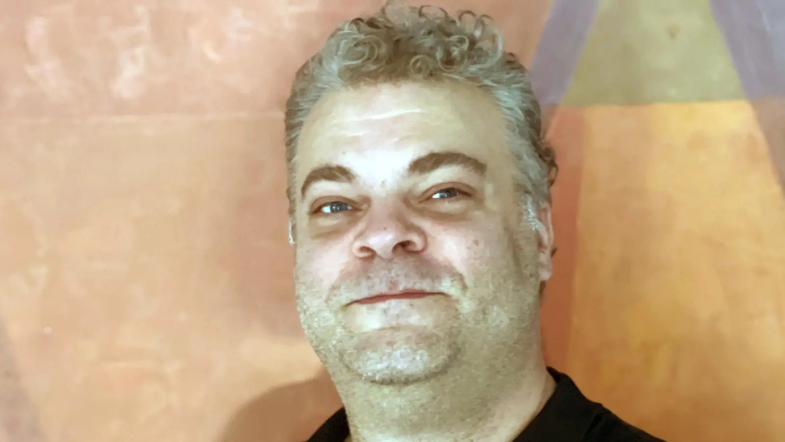 Alexander Tesser ist der neue IT-Administrator der Gemeindeverwaltung Krailling. (Foto: Gemeinde Krailling/Solveig Butzert)