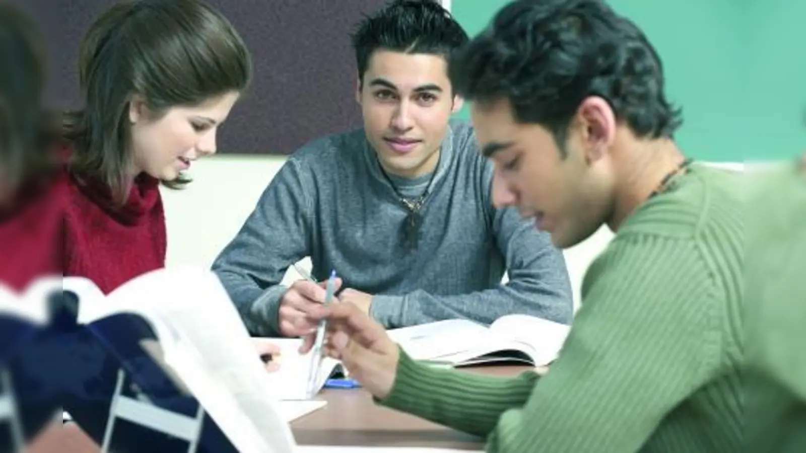 Zusammen mit der Katholischen Arbeitnehmer-Bewegung (KAB) fordert der Bayerische Lehrer- und Lehrerinnenverband (BLLV) mehr Chancengleichheit für alle Kinder. (Foto: photos.com)