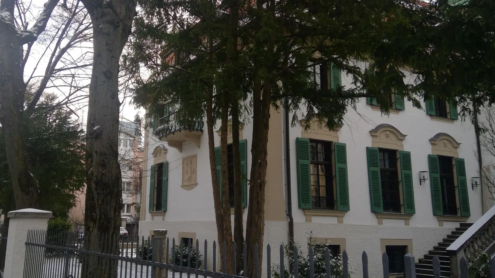 Die Monacensia im Hildebrandhaus öffnet regelmäßig den Blick hinter die Kulissen ihres Literaturarchivs.  (Archivbild: bas)