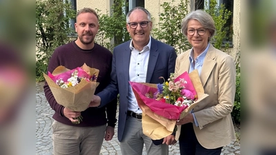 3. Bürgermeister Lukas Erlacher, 1. Bürgermeister Michael Sturm sowie 2. Bürgermeisterin Christina Mörtl-Diemer (von links).<br>  (Foto: Gem)