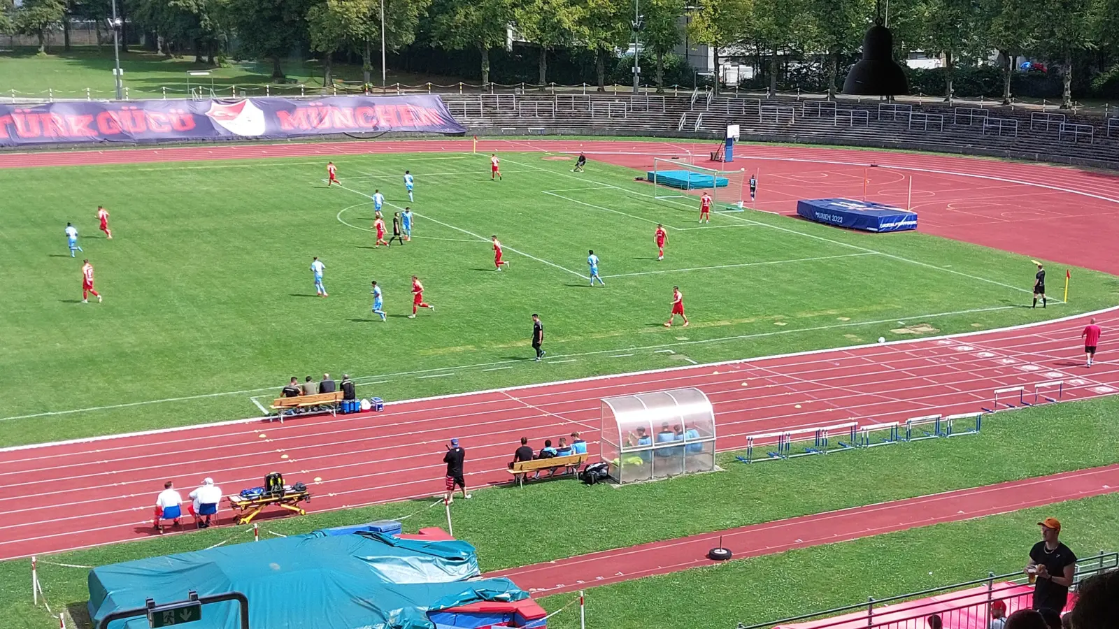 Regionalligist Türkgücü München spielt am Wochenende nicht - zu viele Spieler sind nach Angaben des Vereins nicht einsatzfähig. (Foto: bas)