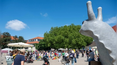 Der „Schneckenplatz” auf der Theresienhöhe wird vom 12. bis 14. Juni zum Schauplatz des „KIKS-Festivals”. Zuvor, von Montag, 8., bis Donnerstag, 11. Juni, ist „Kiks unterwegs” in der ganzen Stadt.  (Foto: Adrian-Vallejos)