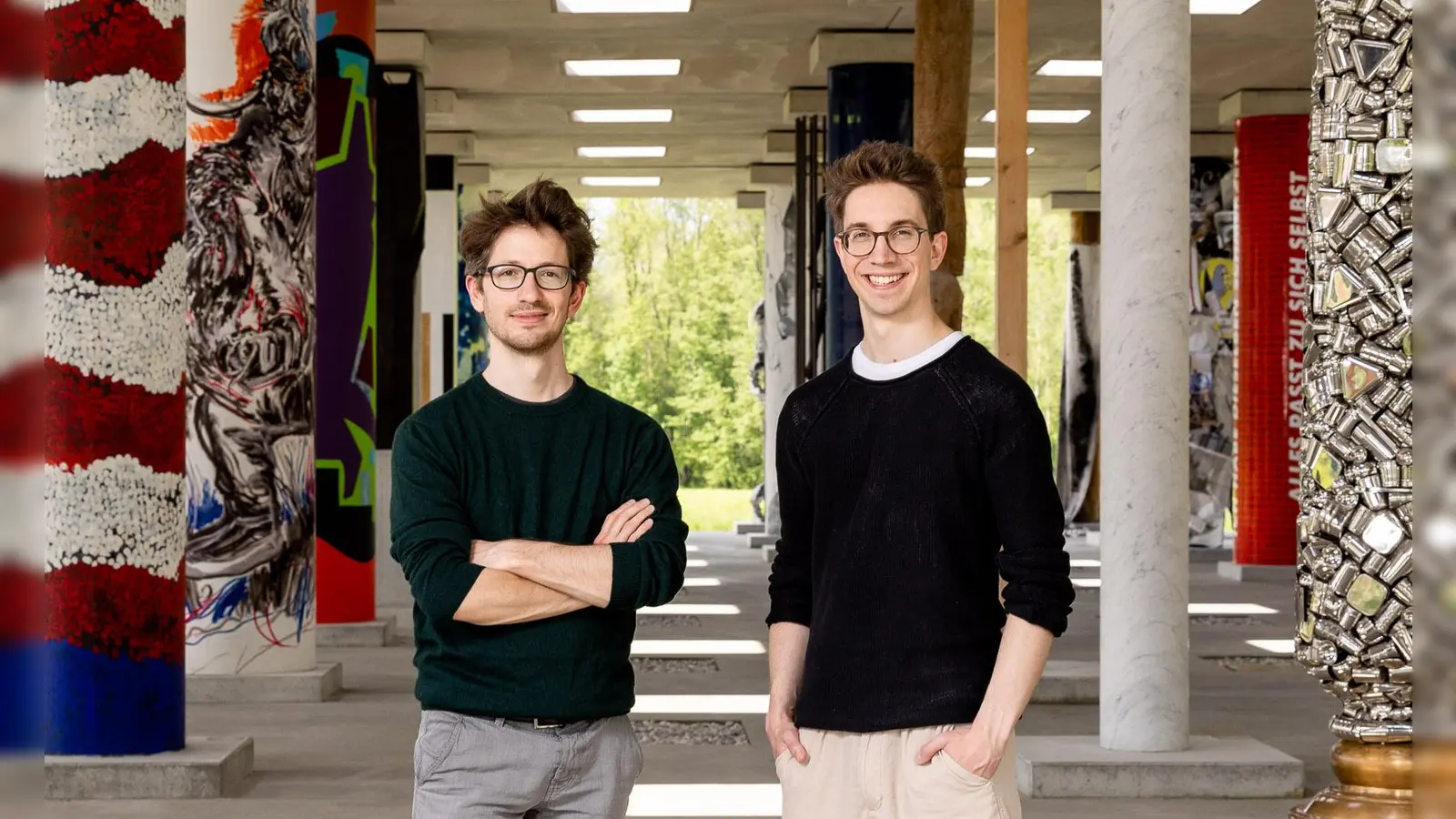 Die polliphonic-Gründer Nepomuk (links) und Aurelius Braun wollen musikalische Räume für Begegnungen schaffen.  (Foto: Michael Poganiatz)