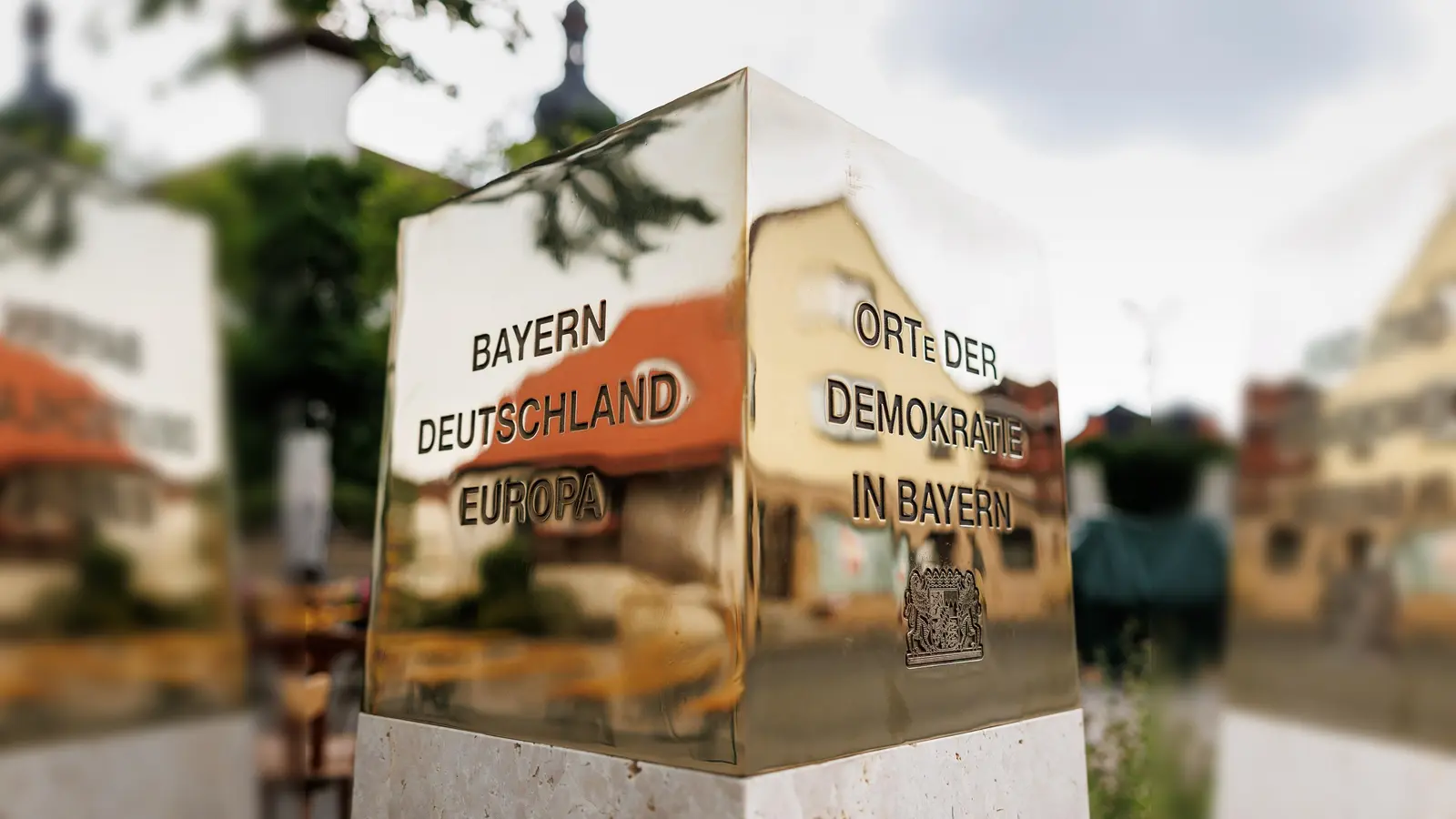 Ismaning ist vom Landtag als ein „Ort der Demokratie in Bayern“ benannt worden. Demnächst soll es eine Gedenkstele geben. (Foto: Bildarchiv Bayerischer Landtag/Matthias Balk)