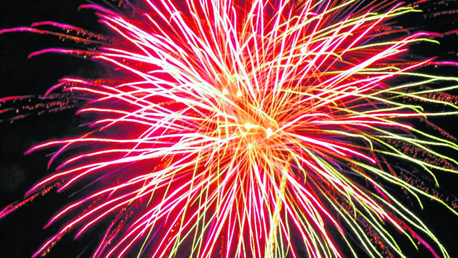 Hierzulande gehört das Böllern zu einem perfekten Jahreswechsel dazu. (Foto: Archiv)