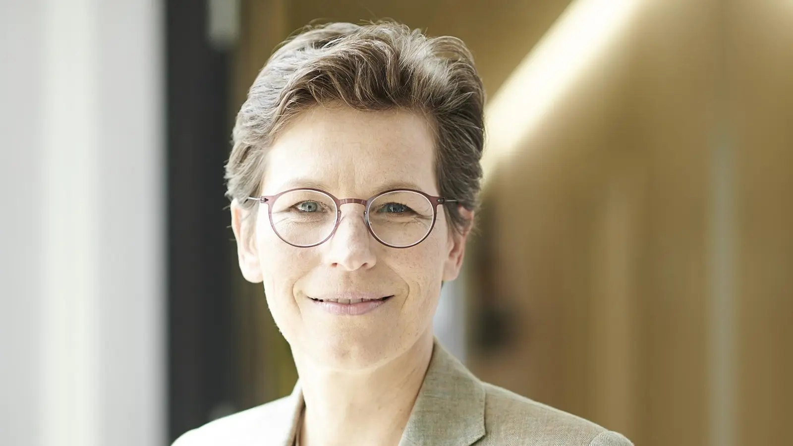 Kommt im Rahmen der 1. Münchner Hospiz- und Palliativwoche zum Gespräch in die Therese-Giehse-Halle: Prof. Dr. Claudia Bausewein. (Foto: privat)